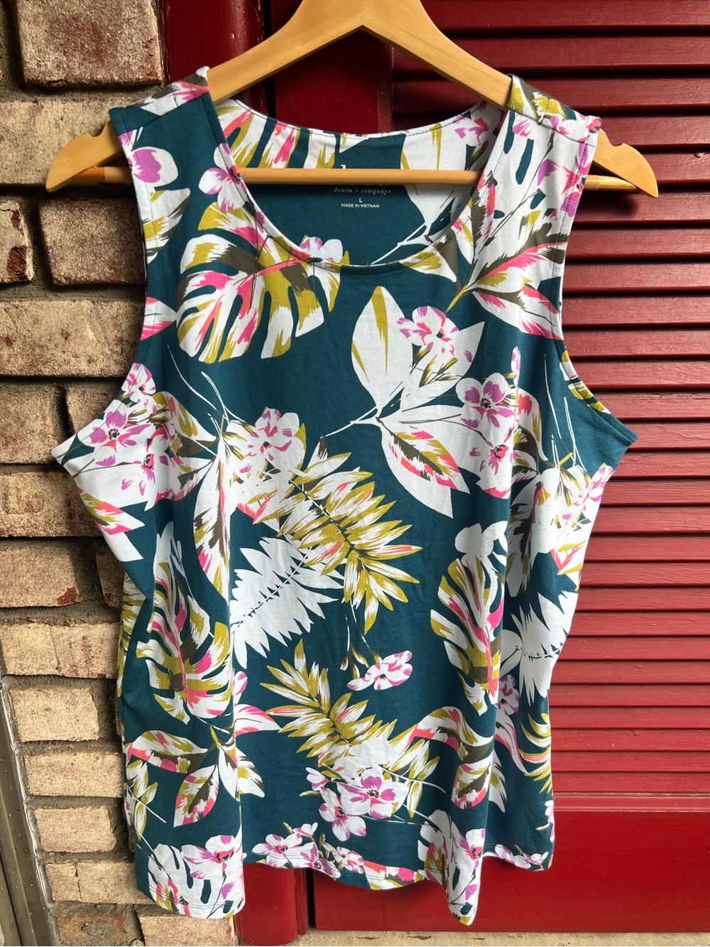 D & Co. Denim & Company Tropical Floral Hibiscus Sleeveless Tank Top Large